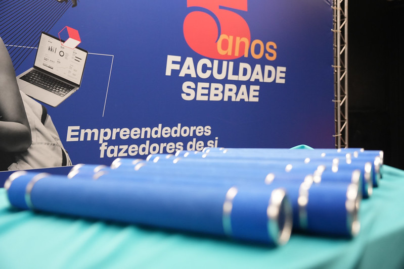 Faculdade Empresarial: o investimento que transforma colaboradores em profissionais de alto nível